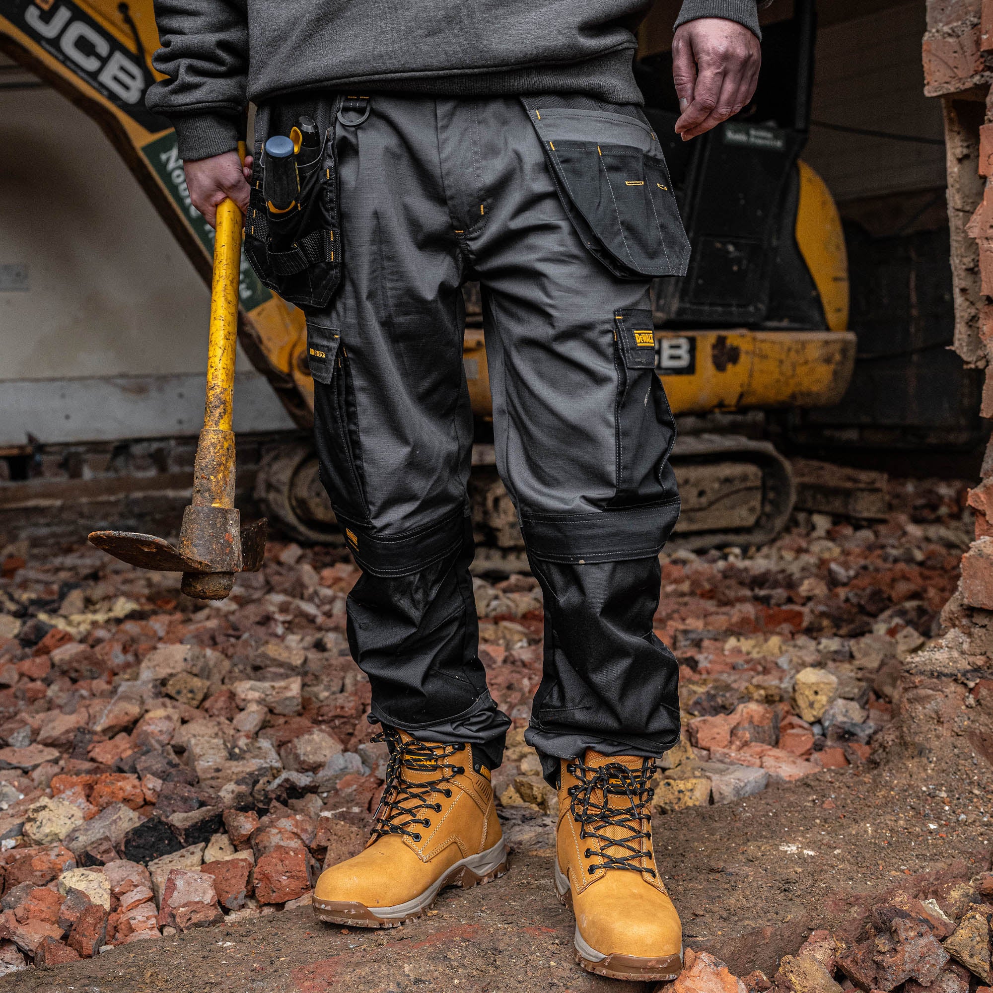 DeWalt Albany Slim Fit Stretch Holster Trousers