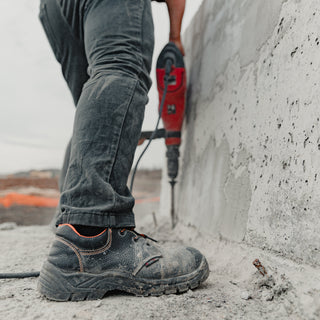 5 Best Lightweight Safety Boots & Trainers for All-Day Comfort (2026)